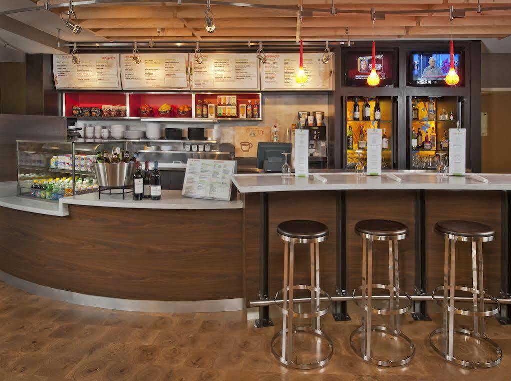 克利夫兰比奇伍德万怡酒店 外观 照片
